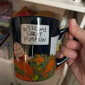 Peanut snoopy great pumpkin mug NEW